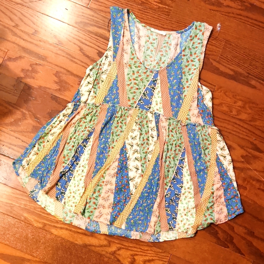 Lovelyn top